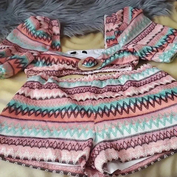 F21 top and short set b16 - Picture 1 of 12